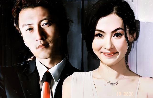 张柏芝在万人现场喊出“谢霆锋”三个字，全场安静三秒，然后炸了。她没哭，也没笑