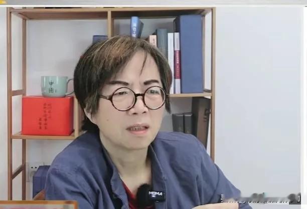 黄智贤人设彻底崩了，竟然美化日寇侵略台湾，说日本殖民台湾的非法所得为“日产”。