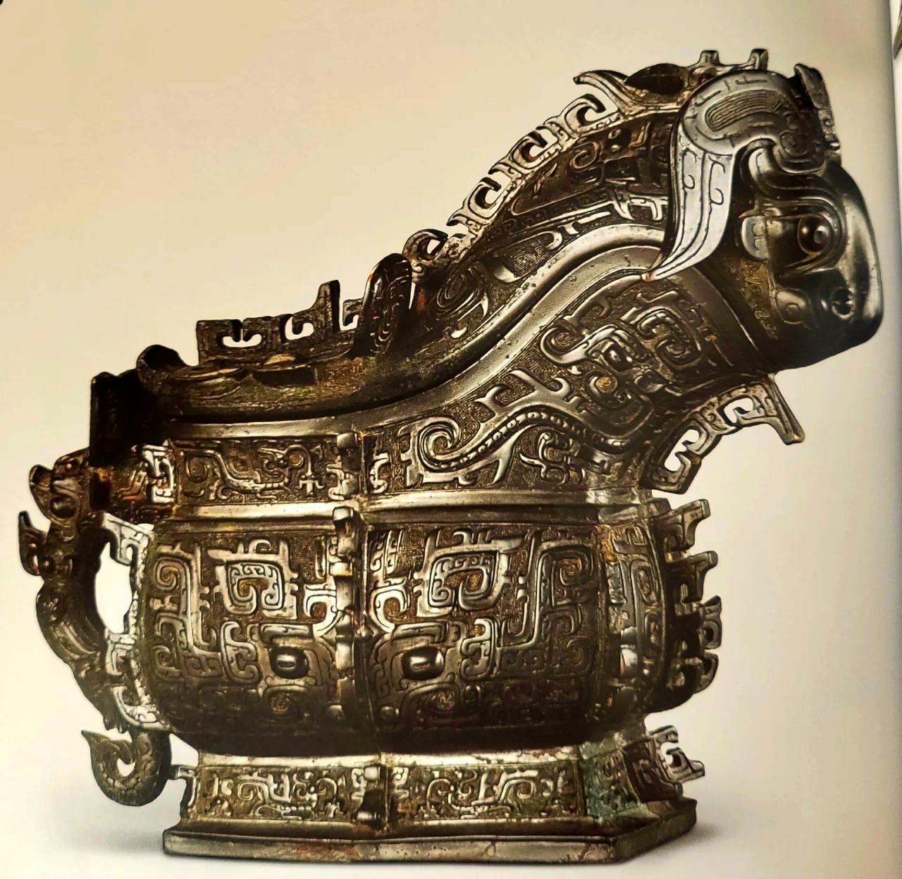 西周都镐京,和洛阳有什么关系?西周实行的是“两京制”：西安的丰镐是宗周，洛阳的洛