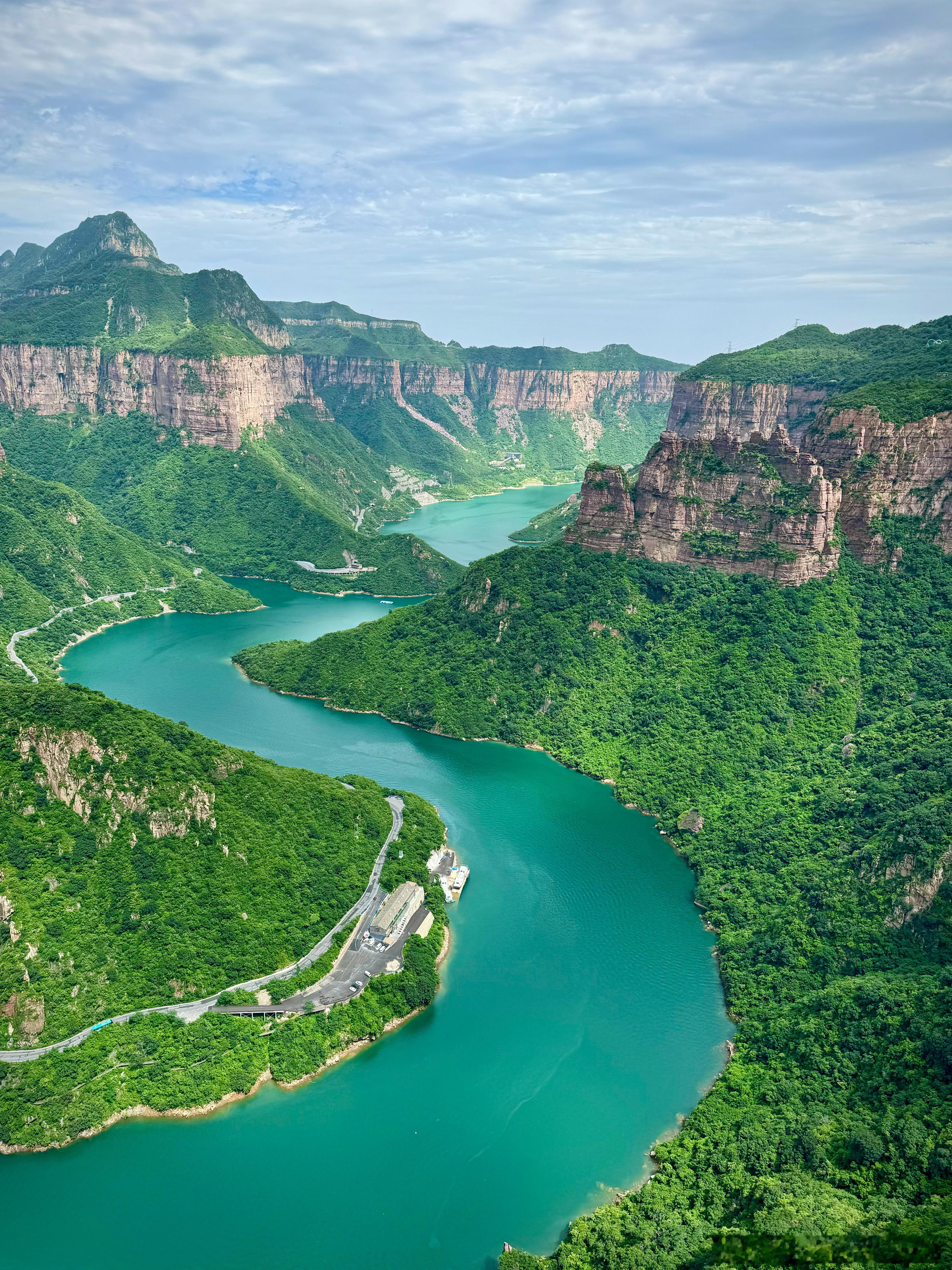 跟着地理书去旅行宝泉新乡宝泉已来，不欠，地理书上的风景此刻就在我脚下辉县·
