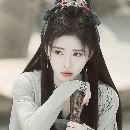 鞠婧祎千香的口碑千香口碑两极太正常了，众口难调，但鞠婧祎塑造的姜黎非真的让人印象