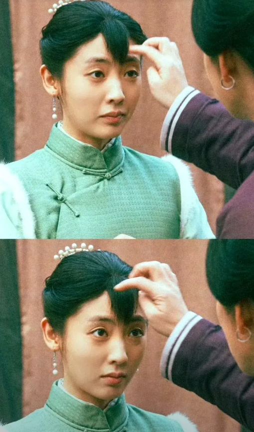 邢菲这脸好奇怪啊，大家似乎只记得她在《生万物》里“苏苏”的形象——额前留着