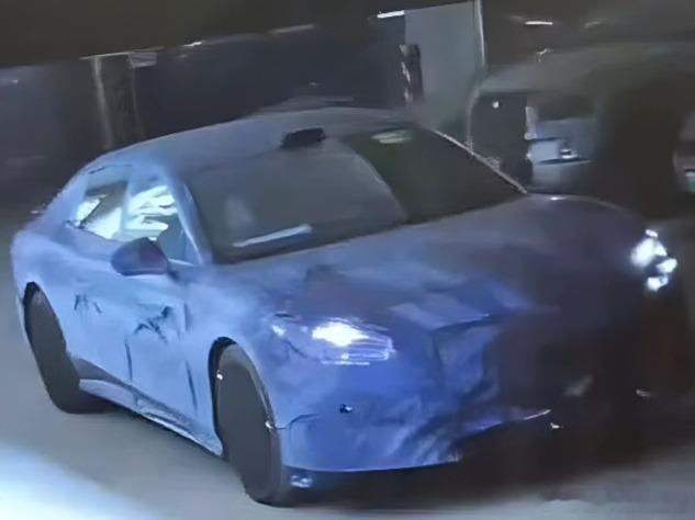 方程豹镁7的第一张谍照，果然与说的差不多