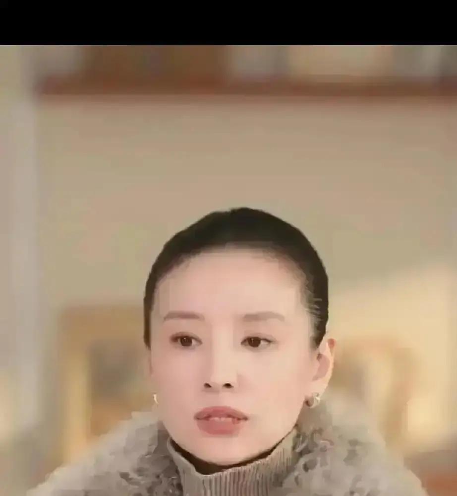 469元羽绒服10分钟卖空12万件工厂机器连夜转，老板发朋友圈：缝纫线都不