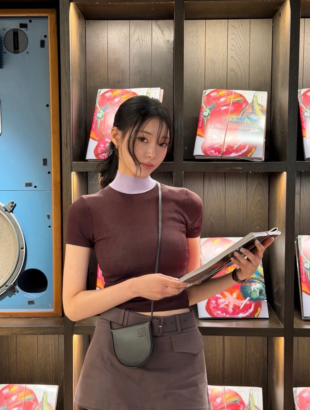 好怪的高领好怪的丝袜但在她身上怎么如此绝美
