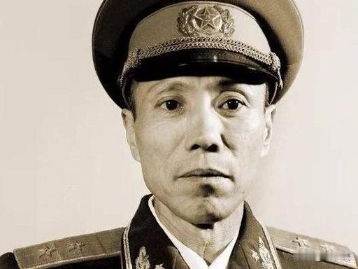 1936年10月，红军三大主力会宁会师后，为打通西北通道、争取物资支援、开辟新的