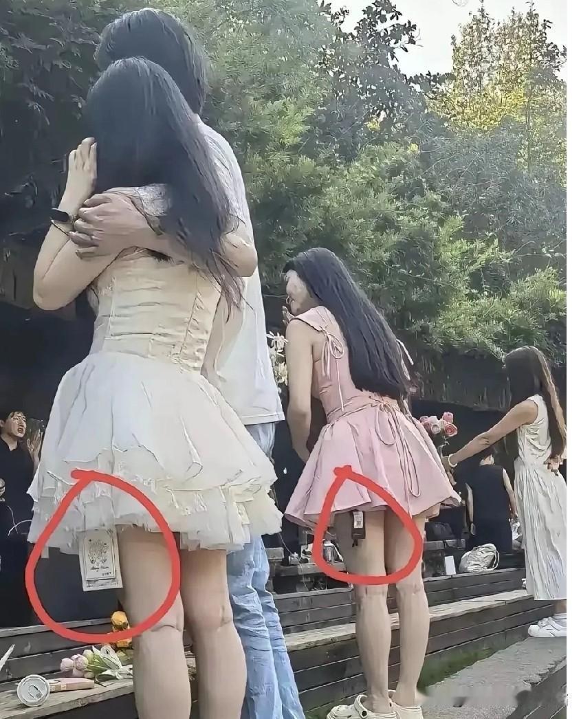 网购衣服"吊牌不拆穿完就退"？商家被逼出"巨型吊牌"反击，网友吵翻了！最近网