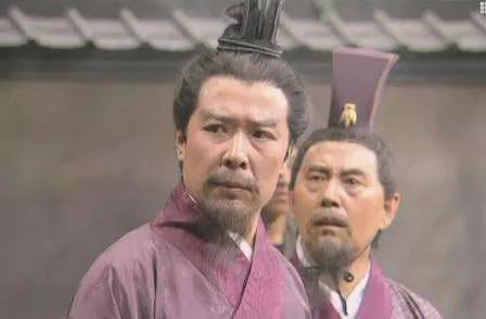 今日话题：刘备携民渡江真的是在作秀吗？？？网友甲：刘备要是没有这样的性格，就