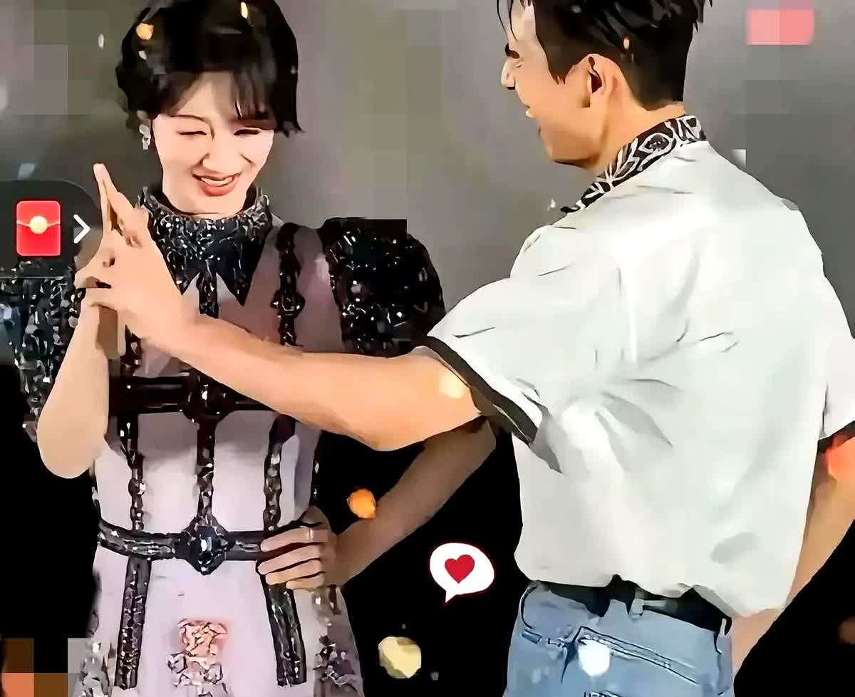 只要杨紫不塌房她演技好不好，根本不重要。说白了，她最大的本钱不是