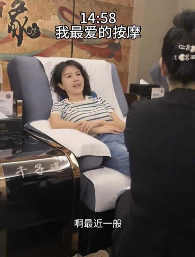 51岁金巧巧称自己已过气！曝光近况：和父母住大别墅经济依旧富足​​​