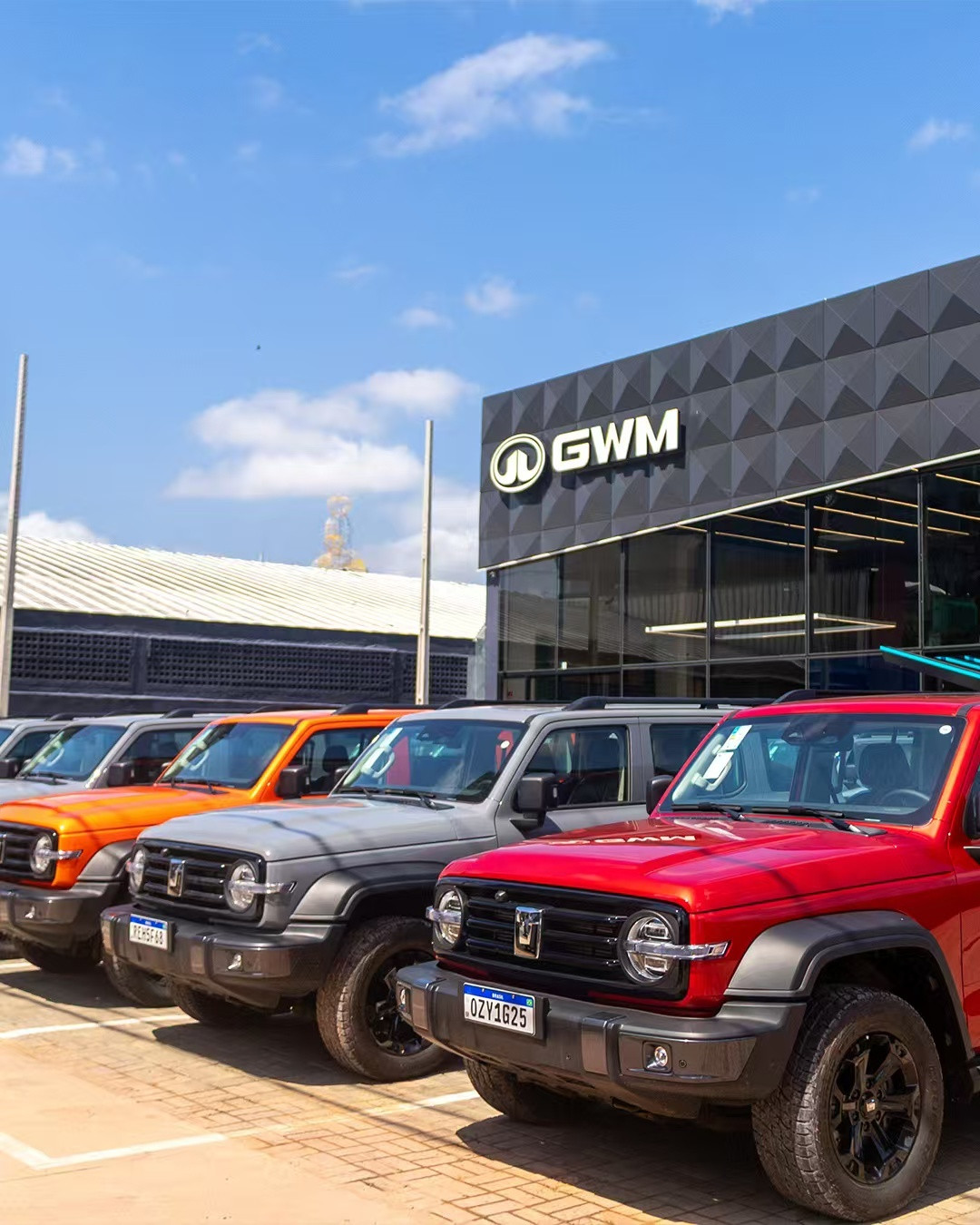 刚刷到长城汽车在COP30上是真给咱长脸了！先是直接给大会送了100辆新能源通勤