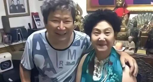 1991年前后，一位年近80岁的美国富婆走到生命尽头，竟将大部分巨额遗产留给了比