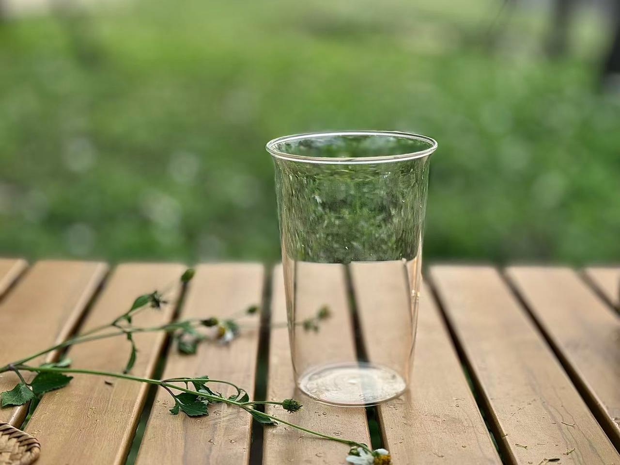 春天到底该喝绿茶、白茶，还是生普？这个问题没有标准答案。因为每个人的喝茶偏好