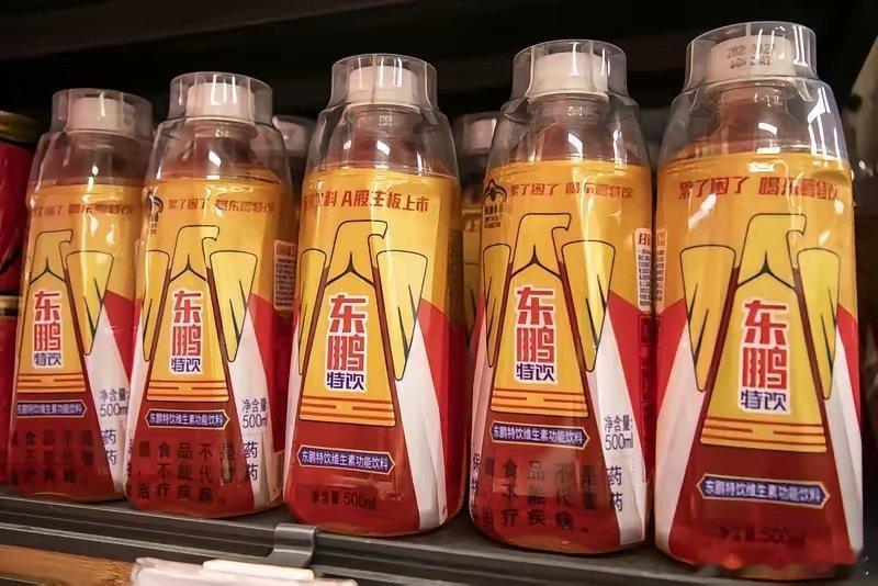 东鹏饮料：中国版“可口可乐”的逆袭密码​当国际巨头可口可乐靠着40%的ROE（净