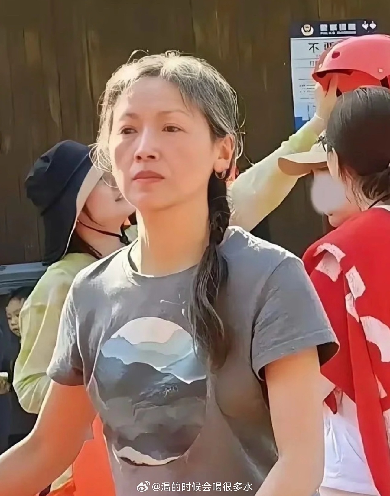 以前多水灵啊，现在咋老成这样了。原来香港女明星也不经老啊