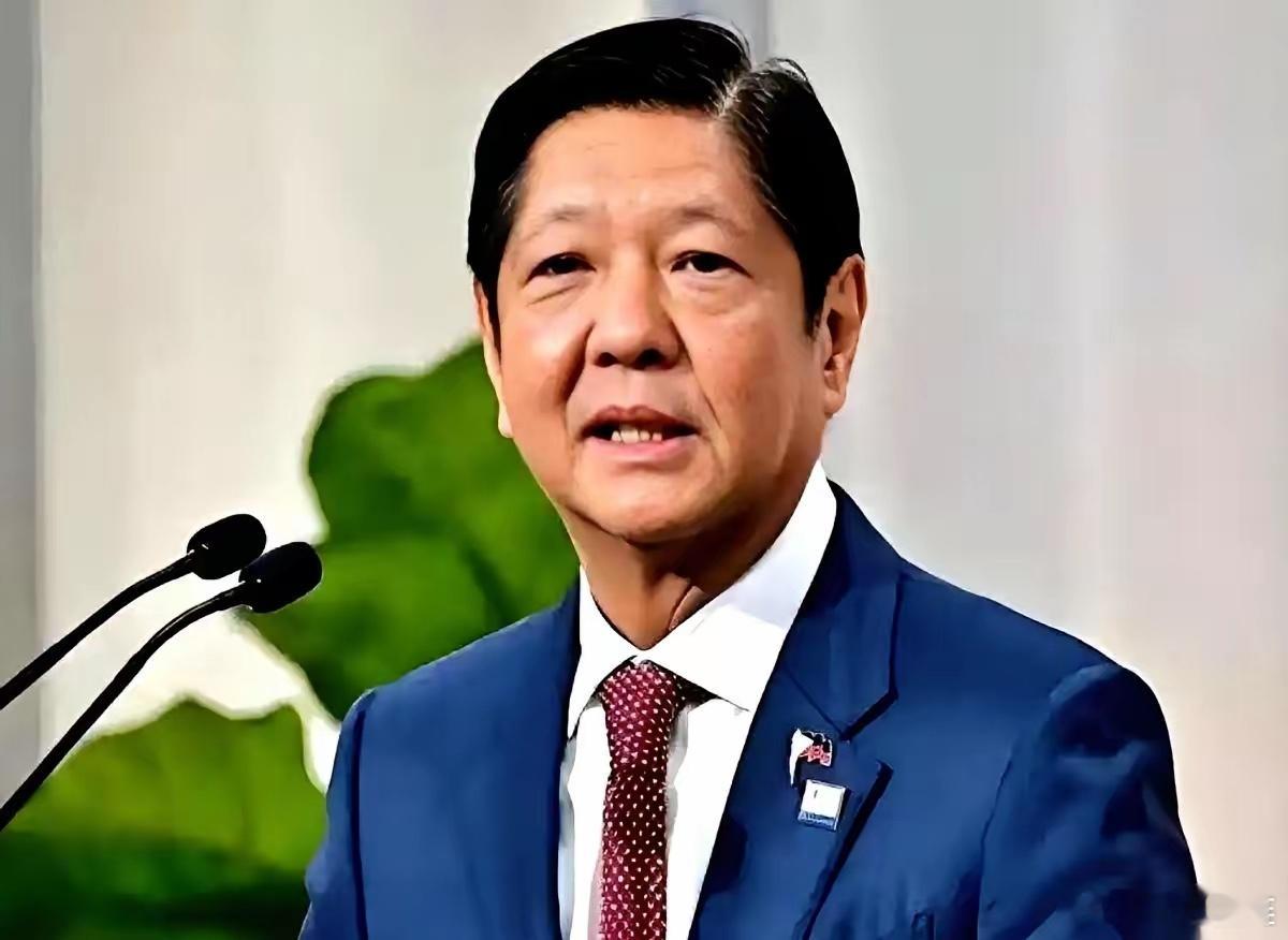 4月9号，中业岛。菲律宾人剪彩了，一座崭新的“海警指挥部”正式启用，他们在镜头前