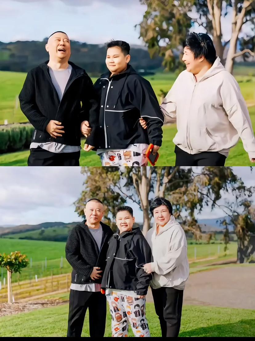 郭德纲也是“老来得子”宠的没边了，二儿子郭汾阳度假拍照时，手上还拿着swit