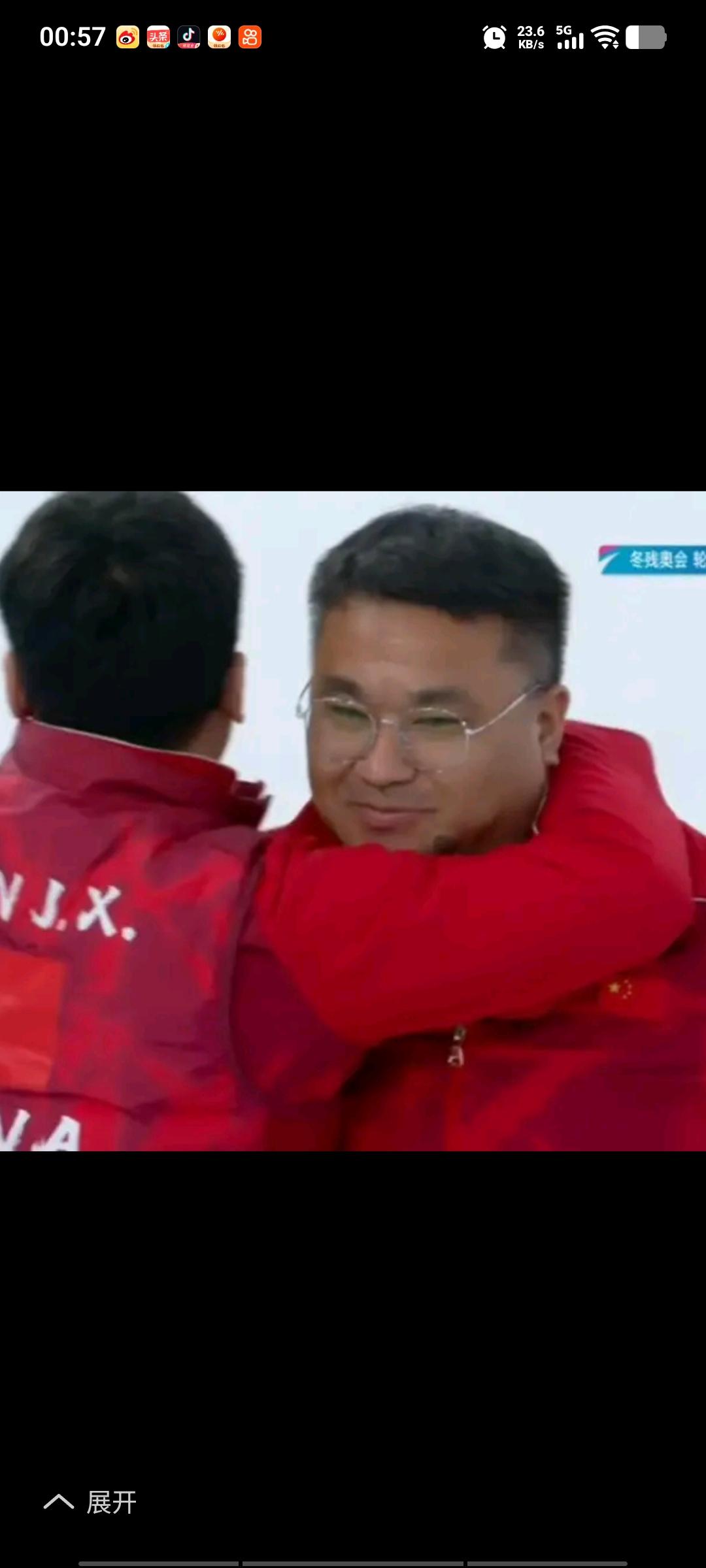 中国残奥冰壶混团输给了加拿大。看的出来，王海涛在队内很霸道，牛皮哄哄，凡事都得看