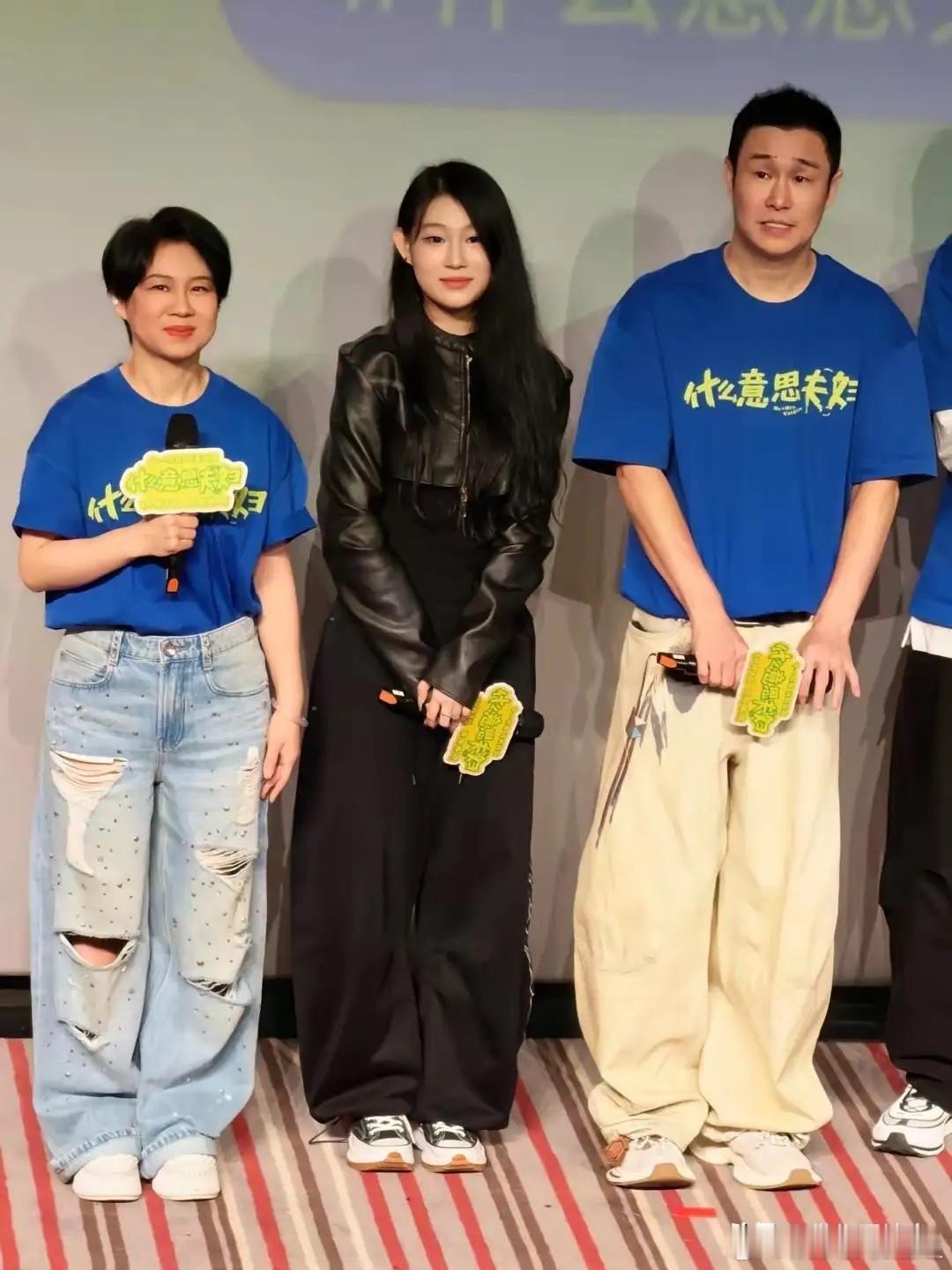 小沈阳夫妇，今年国庆档最响的耳光。上映前预售惨淡，业内说十几万封顶。结果呢？三天