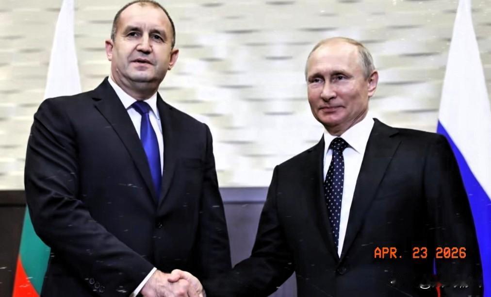 赢得选举，从保加利亚总统变为总理的保加利亚人鲁门·拉德夫的主要主张如下：反对向乌