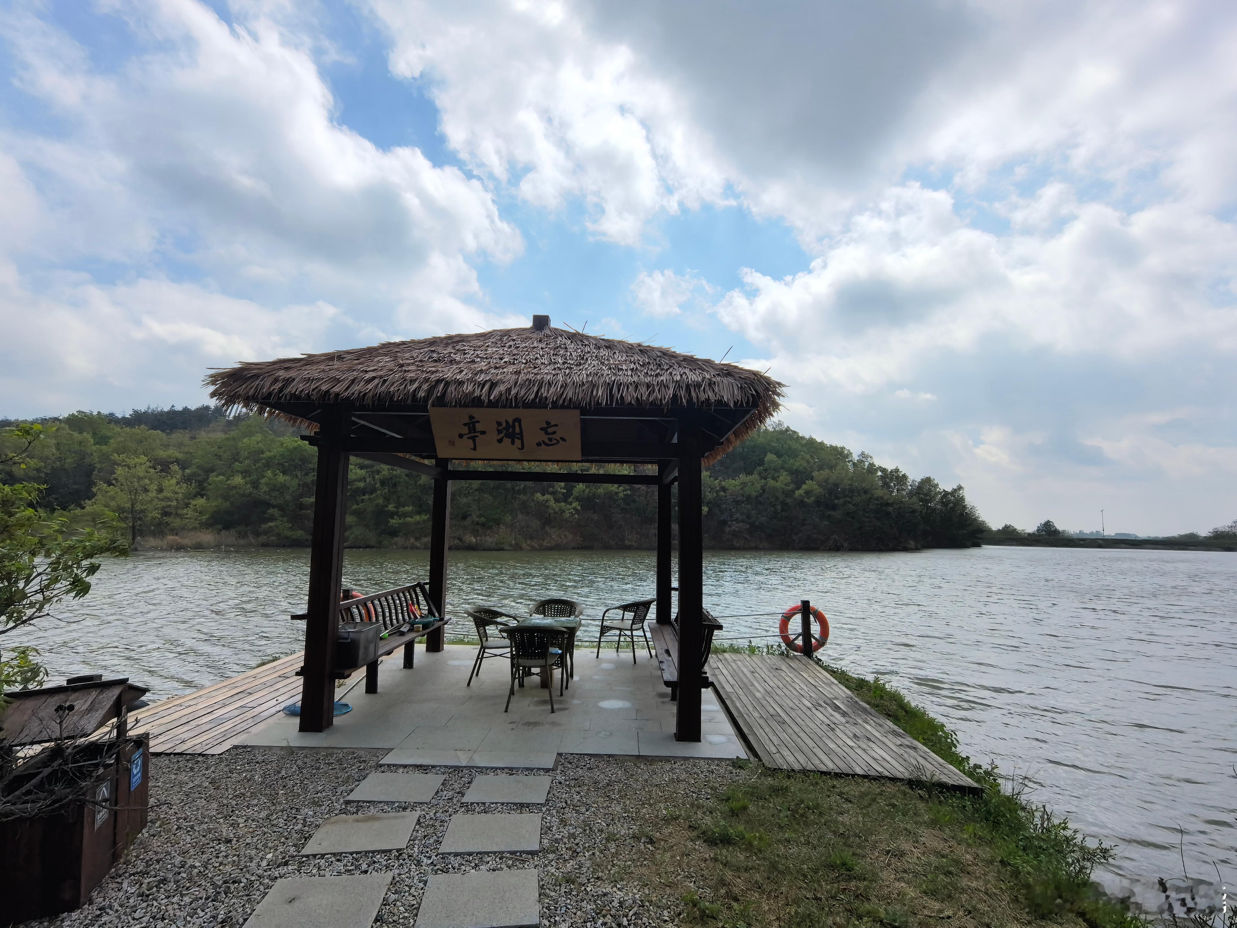 去参观京玺蓝莓庄园，今年重点改造一下我们自己的果园烟台·京玺蓝莓