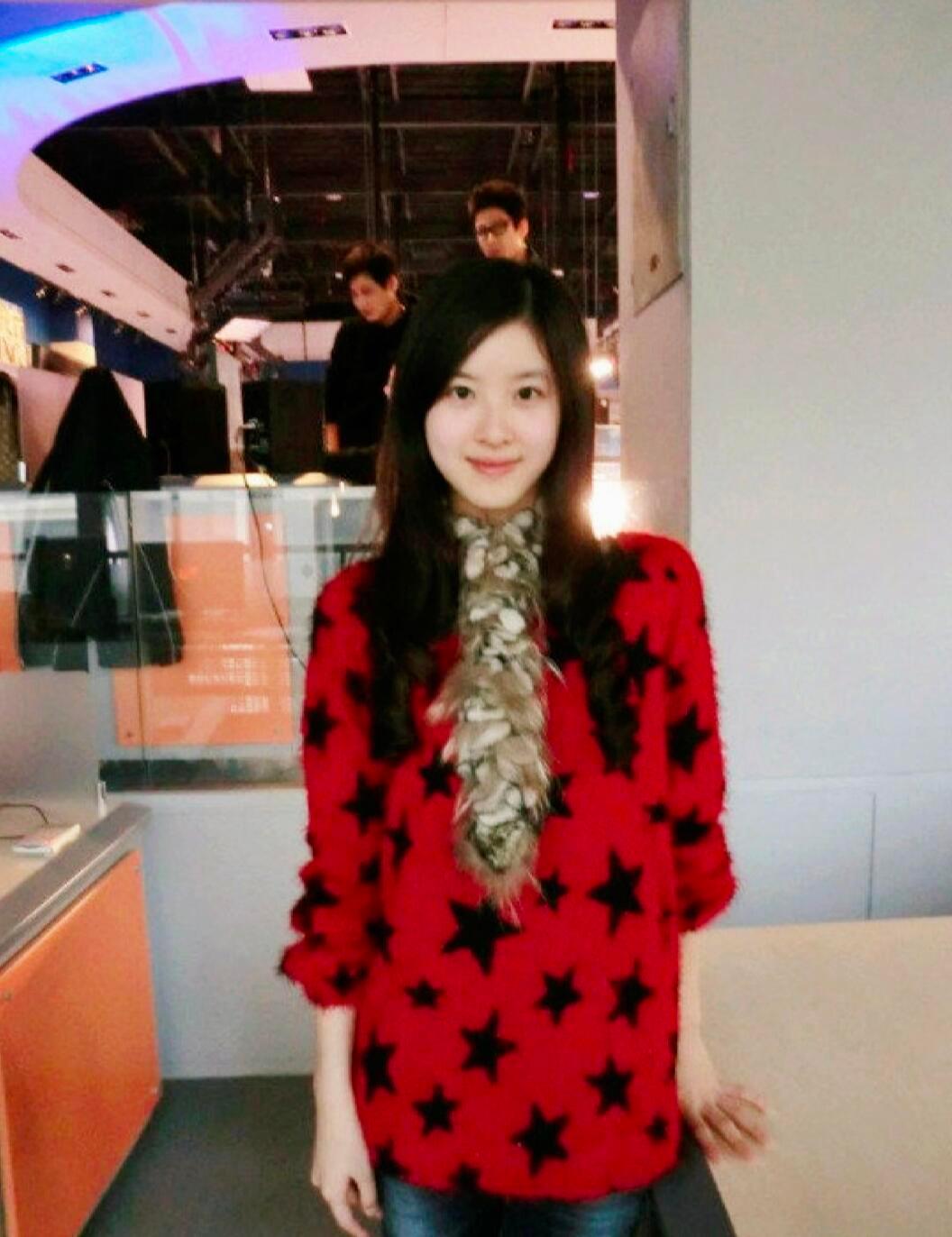 真没见过章泽天的丑照​​​