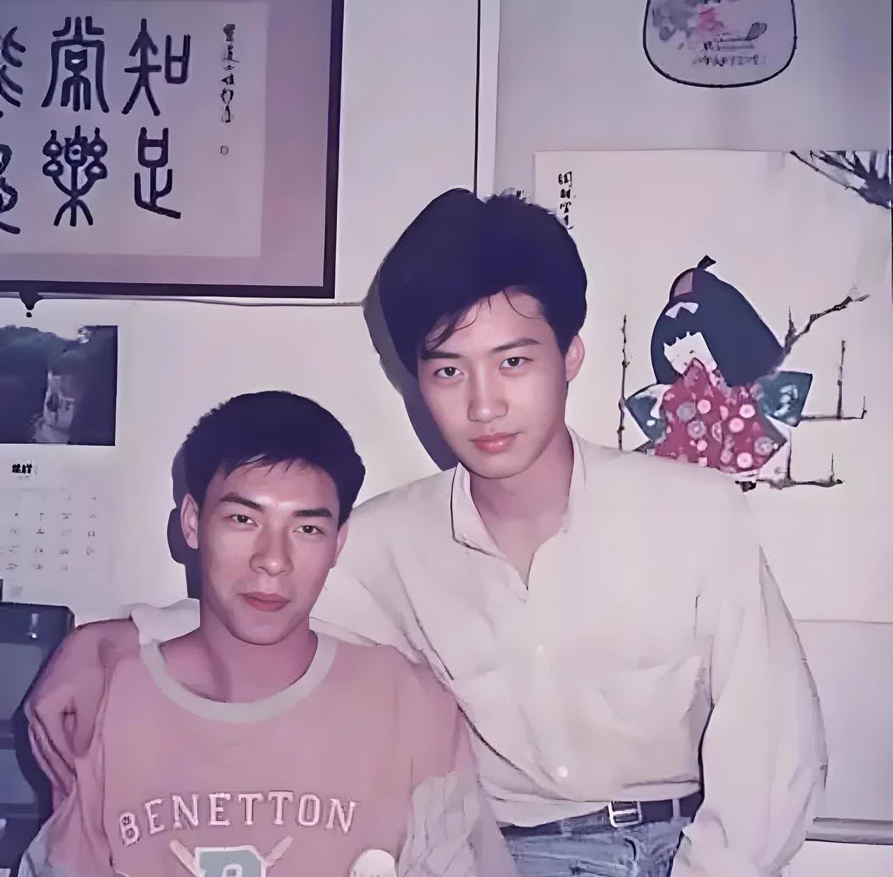 1986年，中国香港“新秀歌唱大赛”中，许志安获得亚军，黎明获得季军。那为什何黎