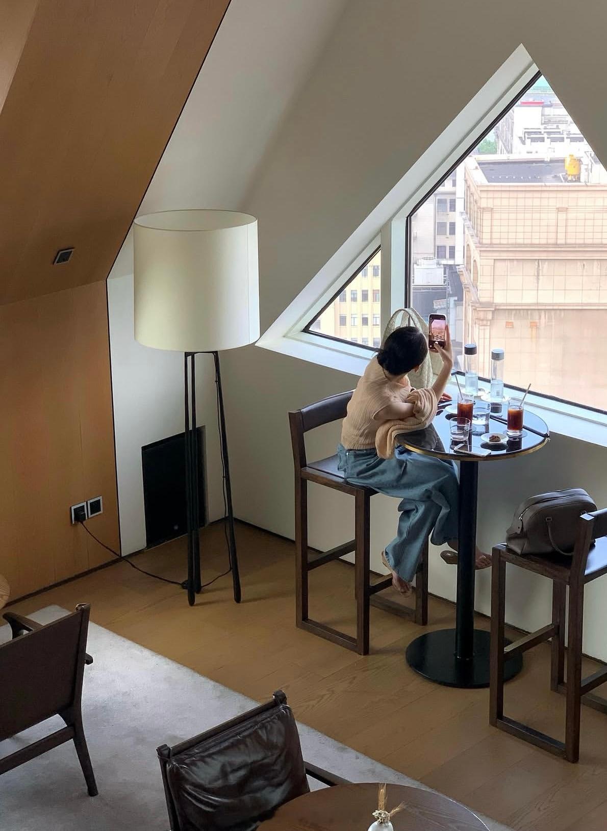 穿搭分享连续更新第2857天韩国时尚女生日常搭配韩系穿搭超能新星汇新星v计划开