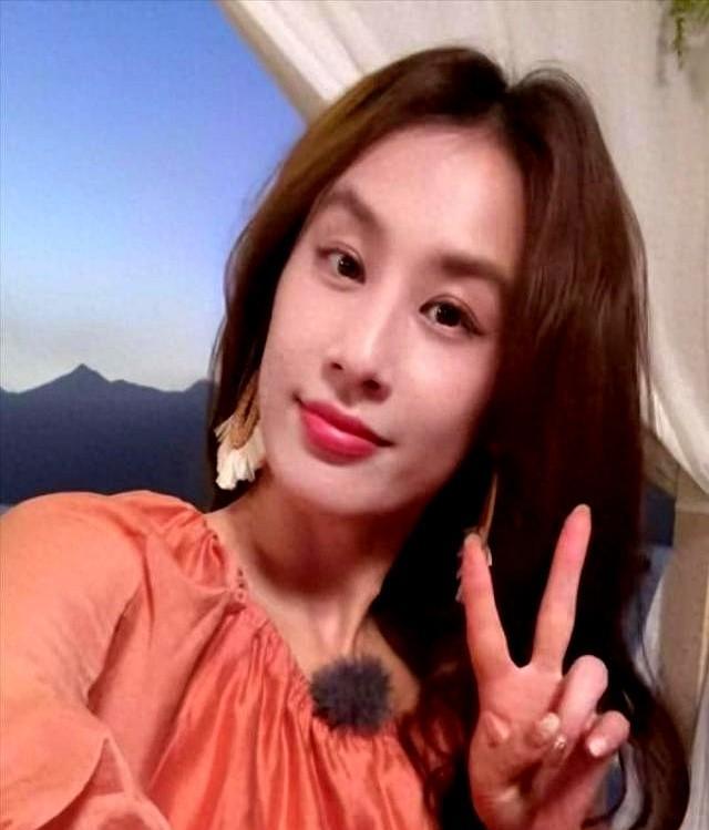 有一种“算计”叫黄圣依和杨子，离婚5个月后，善恶报应都应验了黄圣依离婚五个月，