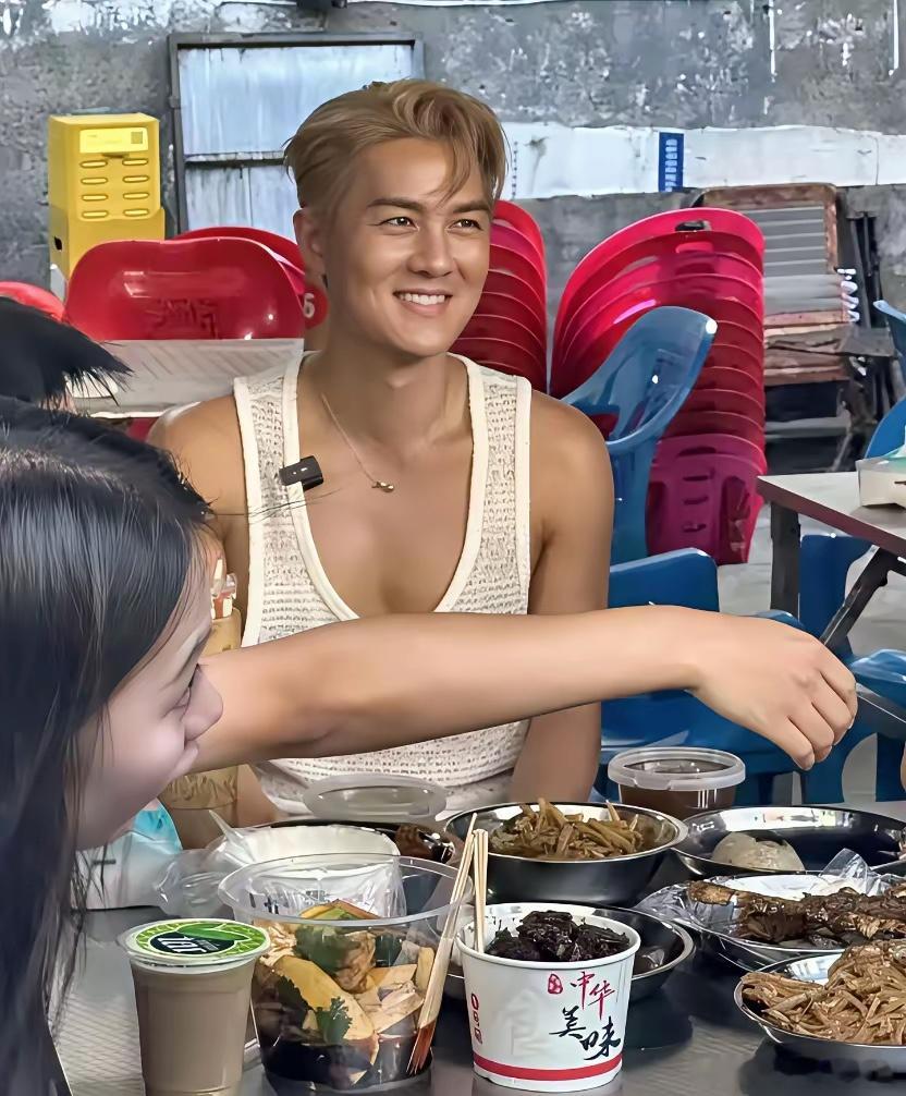 吴克群为什么不结婚？原因很简单，不是因为他不喜欢女人，也不是因为他长得不够帅，而