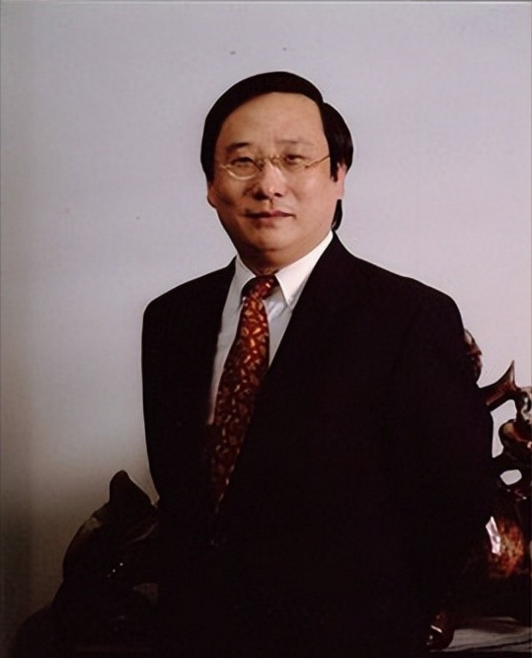 这波真的狠狠期待了！一个是敢说真话的新锐博主，一个是专业硬核的领域专家，俩人连麦