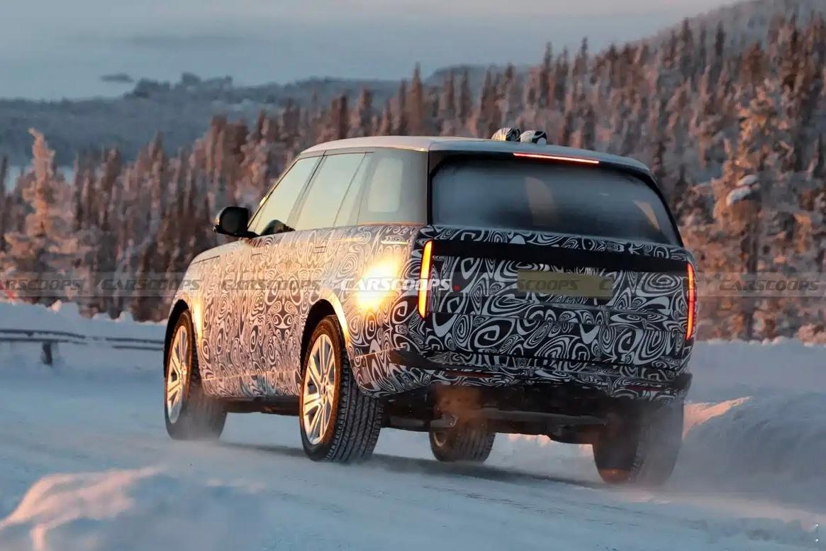 将于年内发布！新款路虎揽胜谍照曝光，外观小幅进化路虎揽胜日前，一组新款路虎揽胜