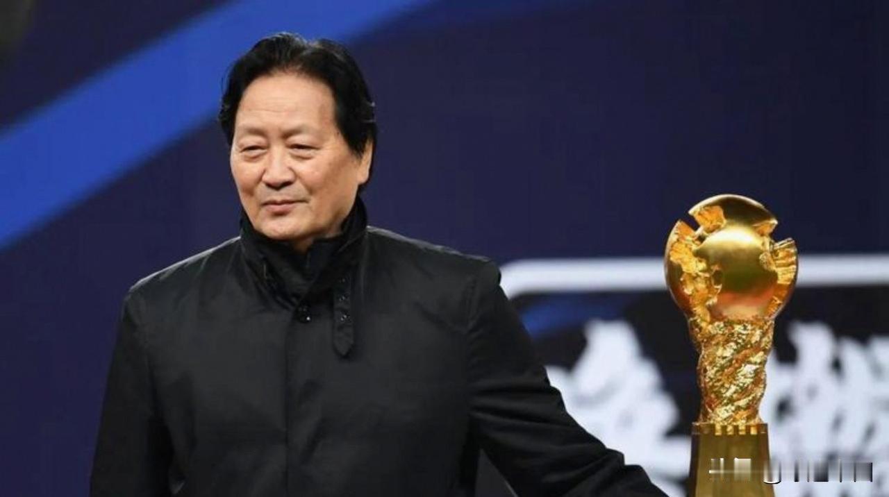 朱广沪在死打留洋牌。于海只因为在2007年初去了荷兰联赛，朱广沪对其大有好感，亚