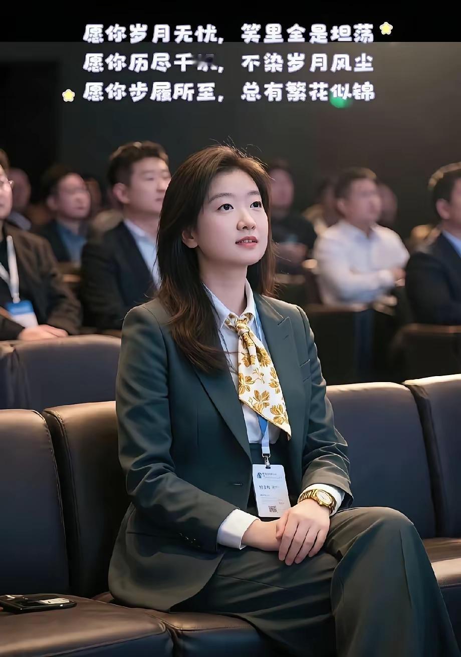 征战28年奥运会后，莎莎也该退役了。在我心中，退役后的莎莎会是这般模样。她留