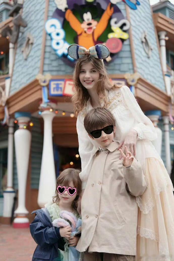 就这么学董力的做法还能有什么家庭不和睦董力给阿诺发全职妈妈的工资董力给阿诺发全职