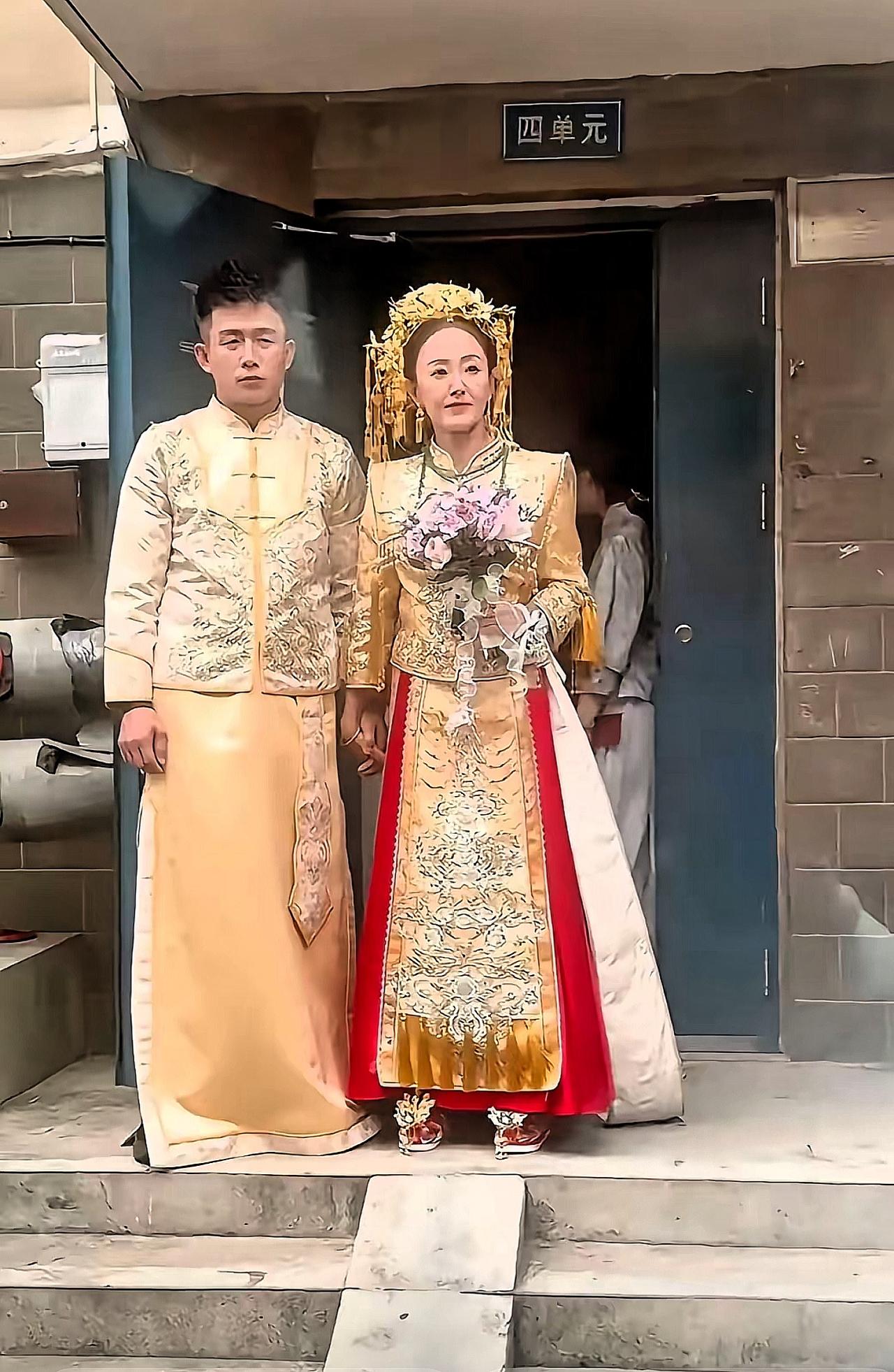 邯郸邱县这婚事儿刷到我目瞪口呆！24辆婚车开道，新娘陪嫁240万现金+4套房+1