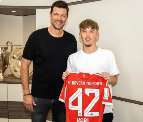 巴拉克: 卡尔17岁的表现已证明他能力, 理应参加明夏世界杯