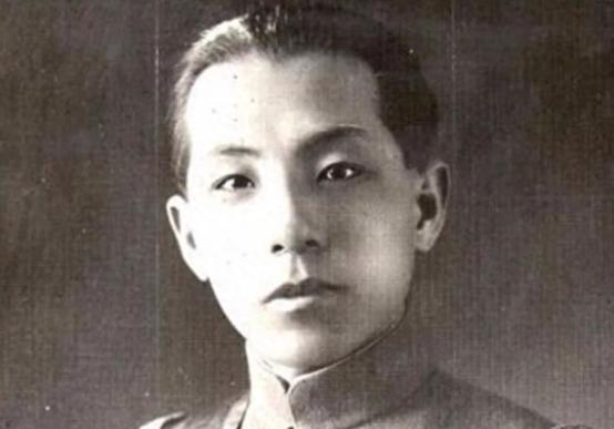 张学良一生自己承认的情人有11位，晚年的张学良曾经回忆起自己的爱情，说道：“我最
