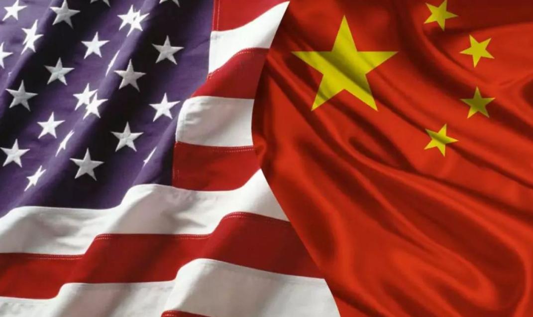 西方大国最近真的是慌不择路了，本来中美两国之间的互相制裁已经到了最终的阶段，现在