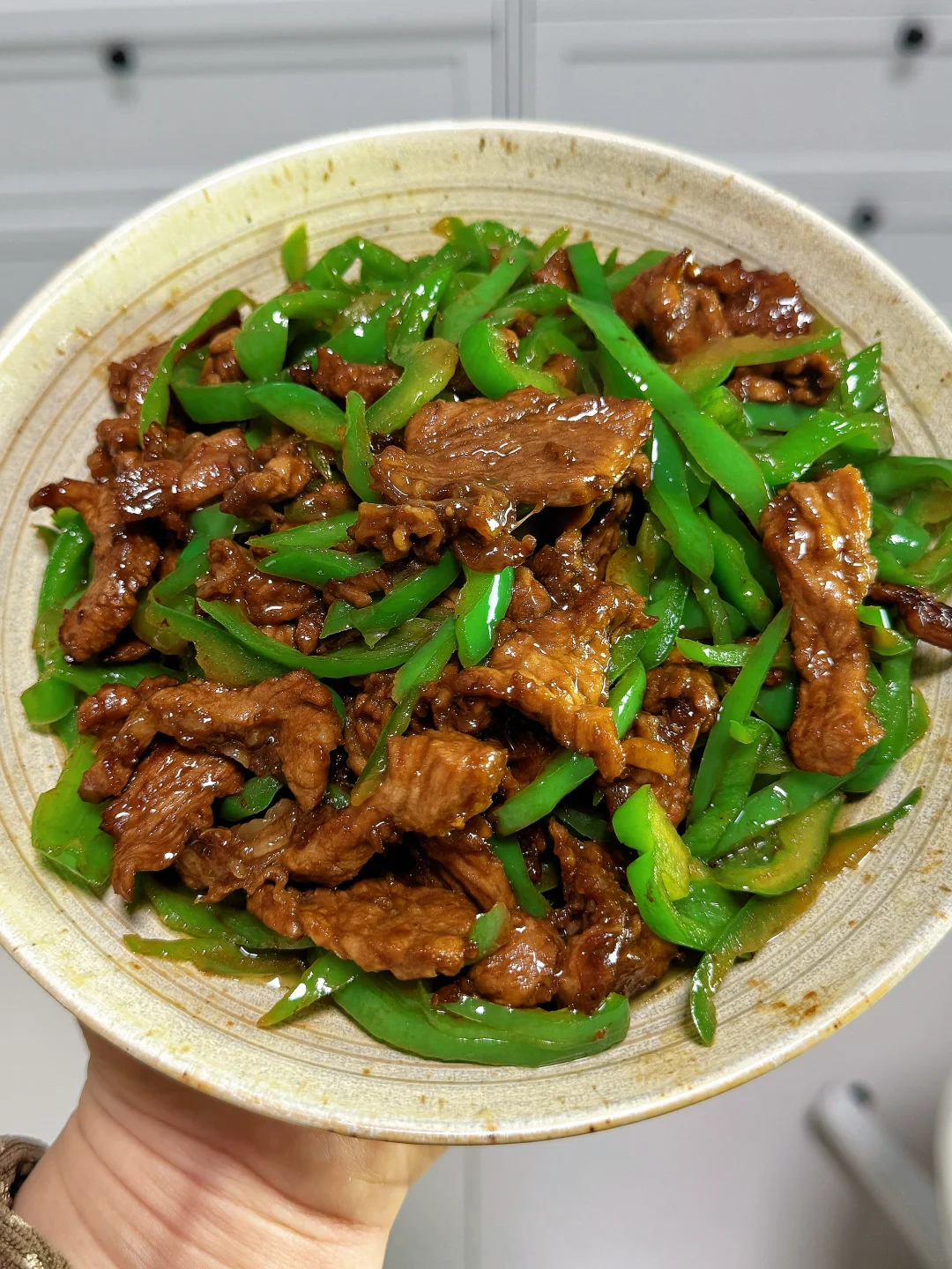 谁懂啊？青椒炒肉吃一次爱一次！