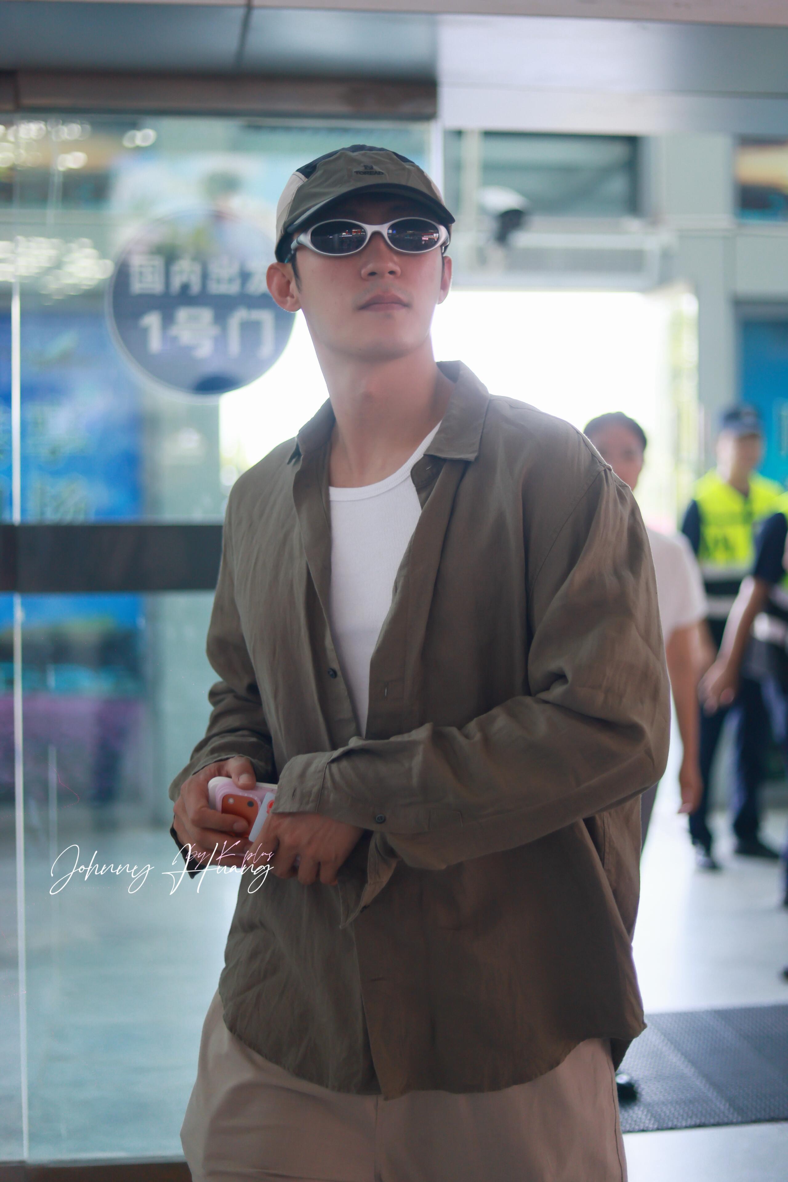 黄景瑜︱行程记录20260526版纳出发🛫昆明效率太高了，快速拍完今天所有通告