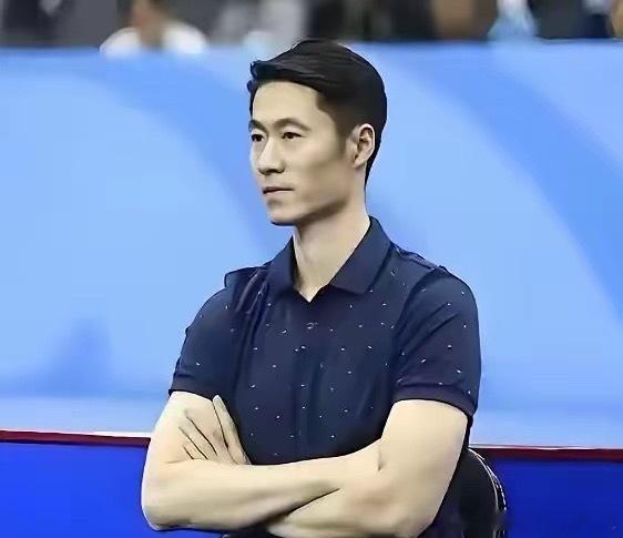 王励勤都惊呆了！乱象该止！国乒饭圈何时休？赛场辱骂功臣，丢人丢到海外！名古屋亚运