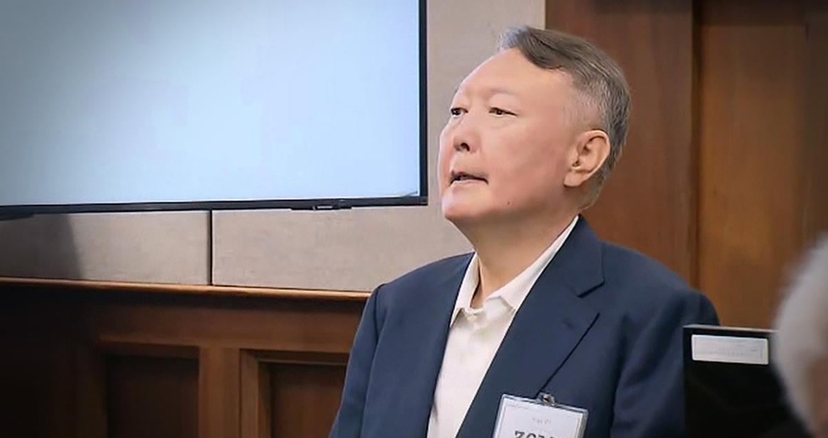 “6平米囚室蜷腿才能关门？”韩国前总统尹锡悦的保释请求，被法院用3页判决书无