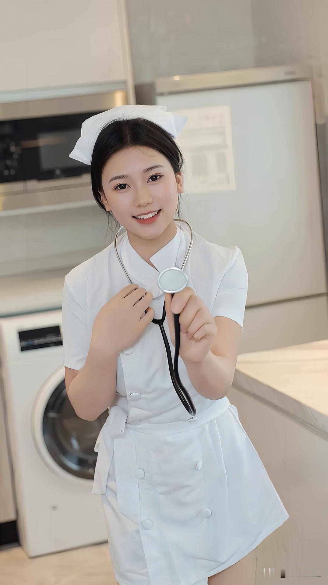 元气满满的护士小姐姐，微笑迎接每一天！😊👩‍⚕️今日分享随手拍照片分享一张