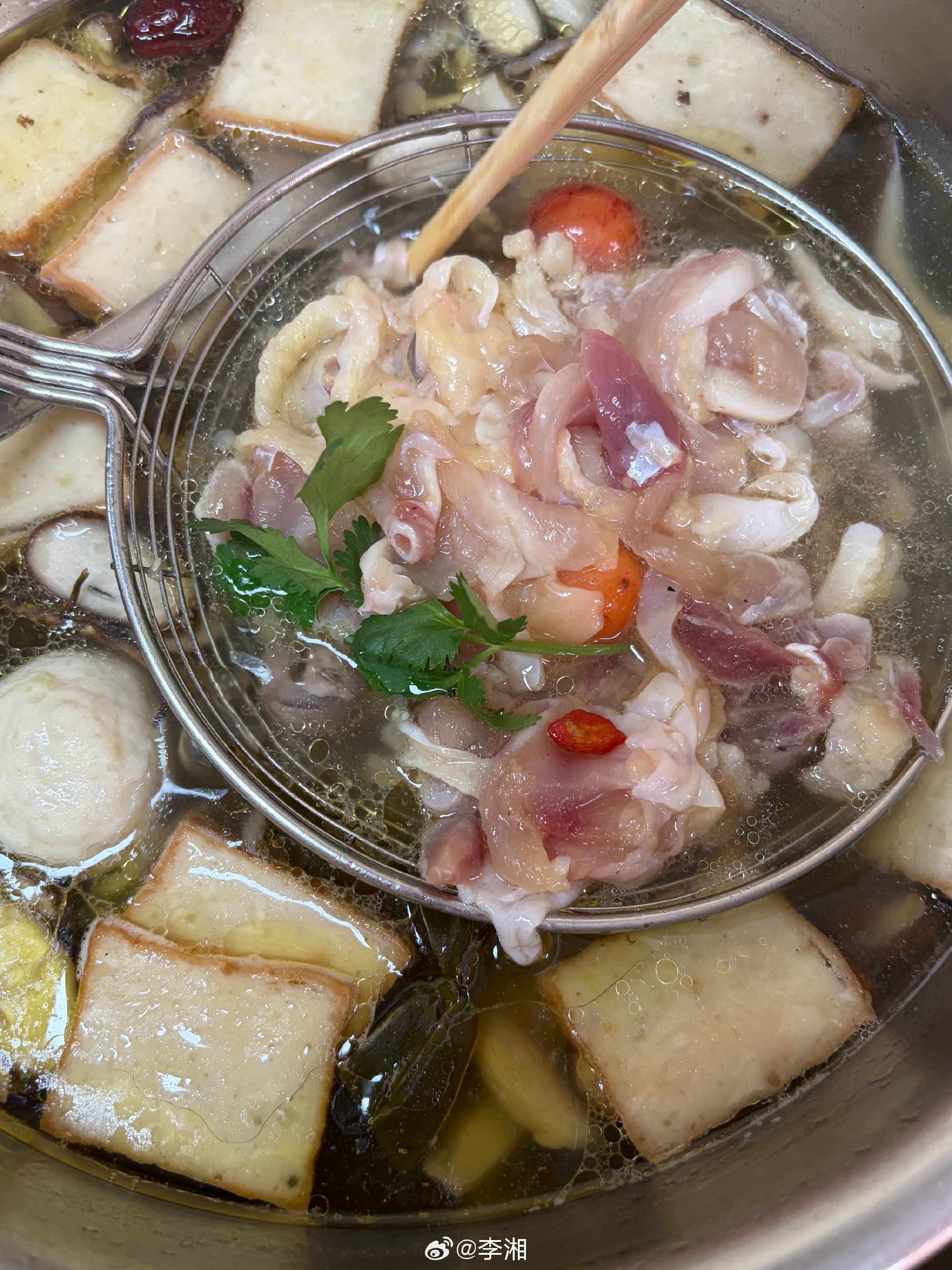 最近，长沙有点热，食欲不佳。朋友说，食欲不佳的时候，可以试试潮汕牛肉火...