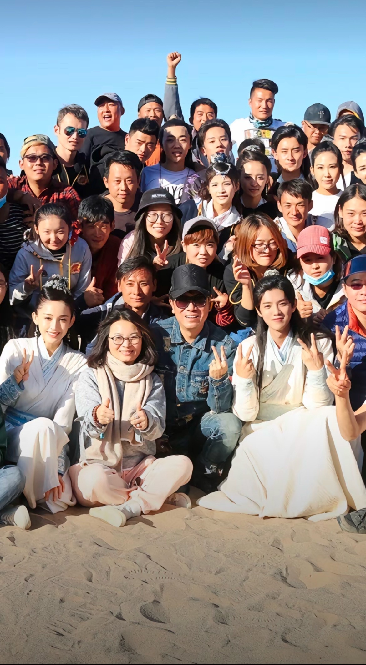 看到昨晚的造型本影视粉求鹿晗再演一部古装🥺（是的我对鹿晗有诉求）​​​