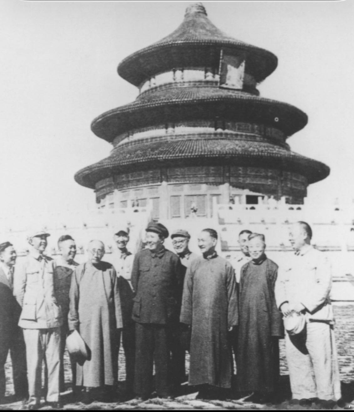 毛主席在北京天坛老照片