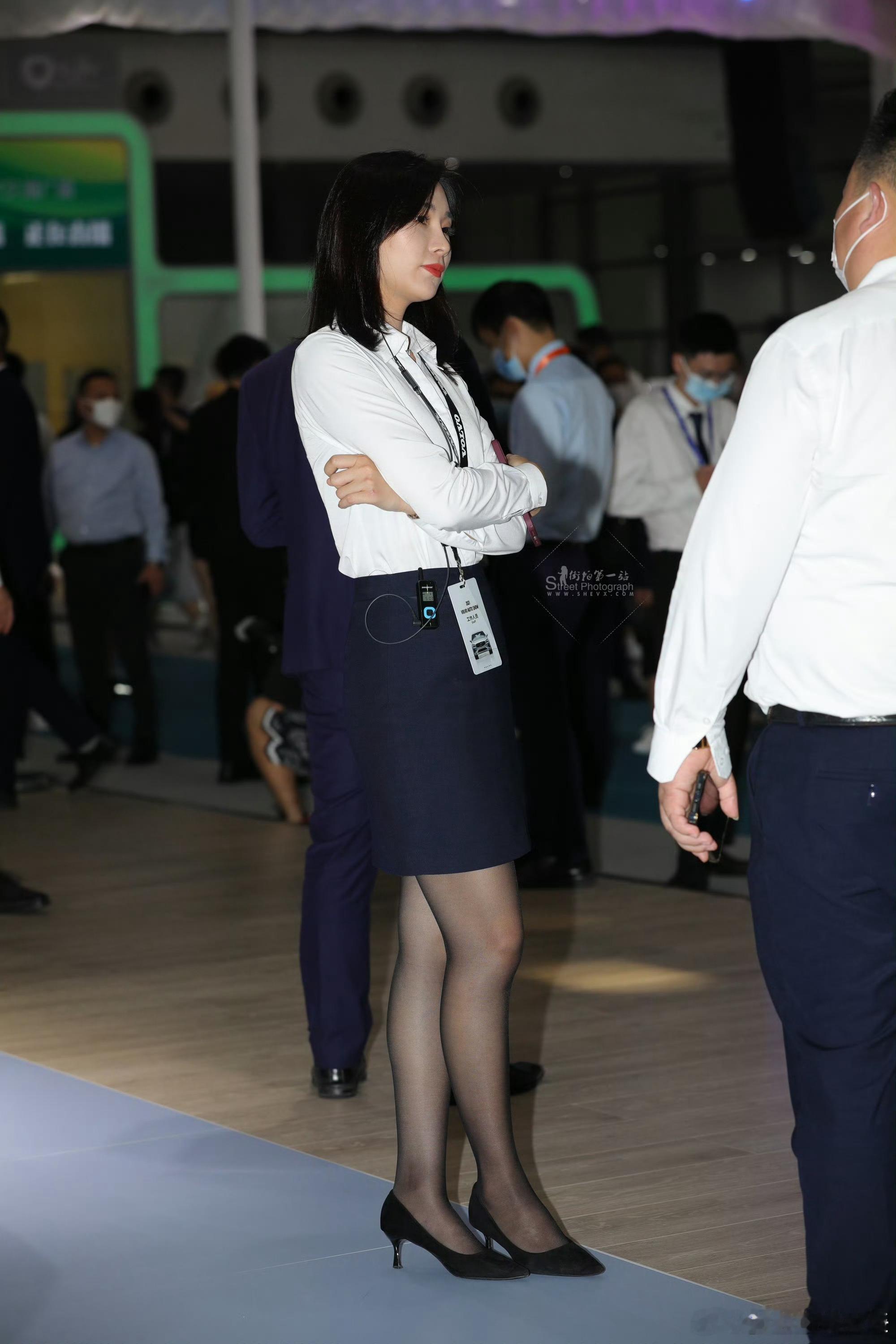 #街拍美女##街拍美女#​