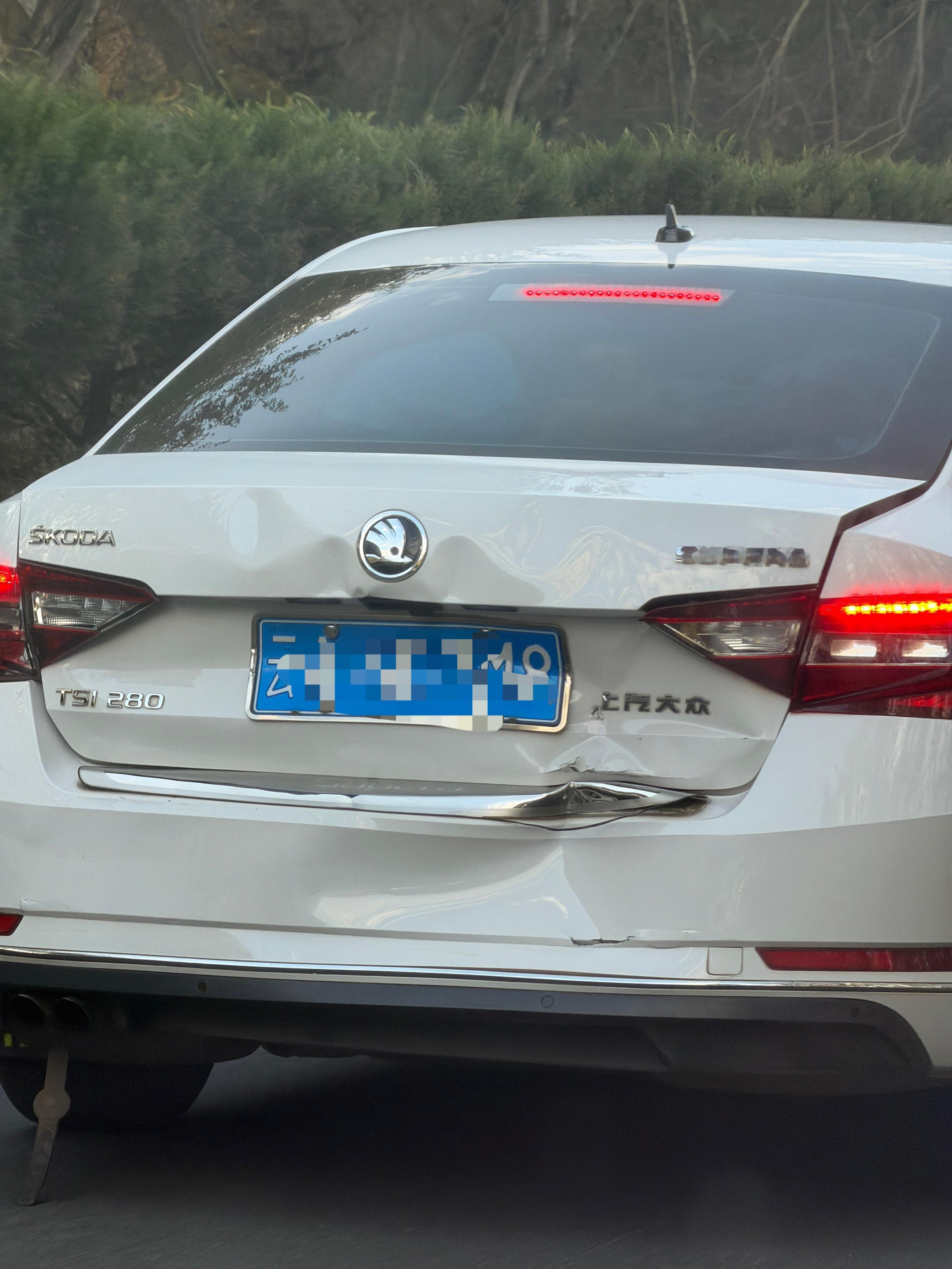 即使撞了、也不影响春节的旅游行程！