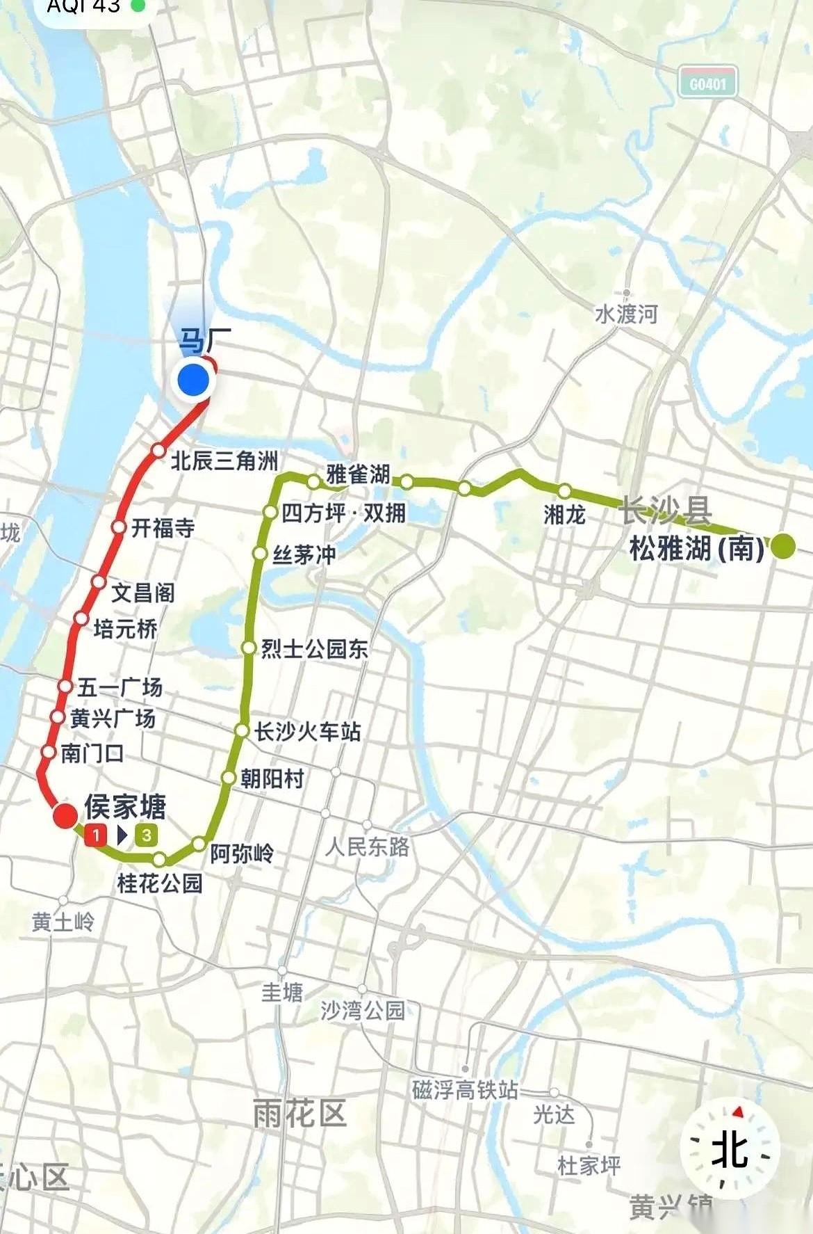 傍晚六点，长沙中电软件园，几十万打工人像潮水一样从写字楼里涌出来。所有人抬头，